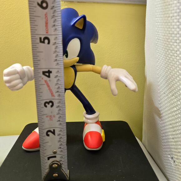 Sonic The Hedgehog figure. Unbranded - Picture 2 of 8